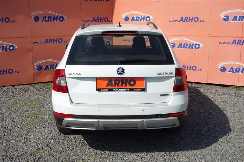 Škoda Octavia 2,0 TDi 135KW, ČR, SCOUT, 4x4. - fotka 6 z 33