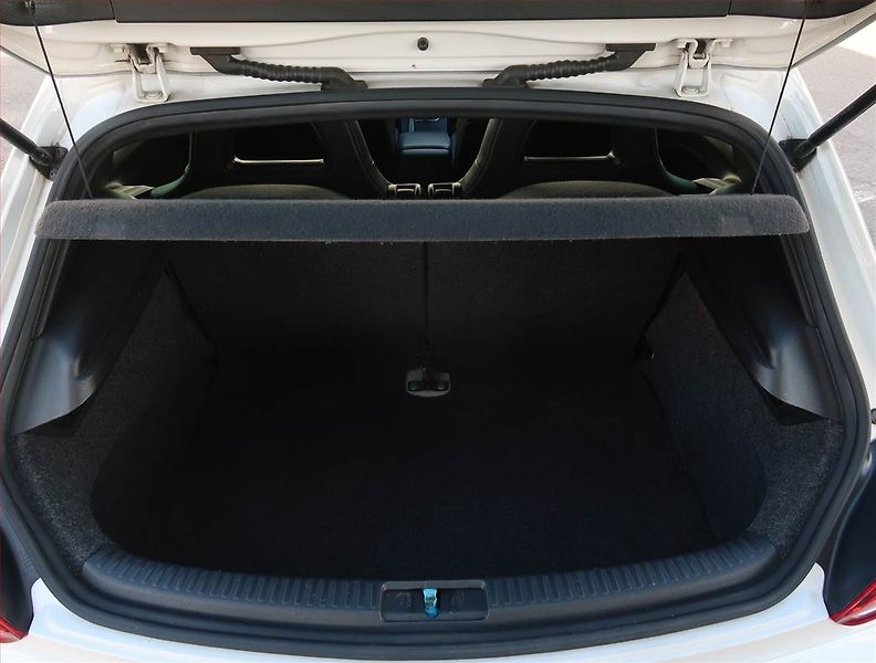 Volkswagen Scirocco (2009) Sport 1.4 TSI, Xenony - fotka 13 z 17