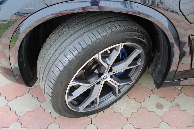 BMW X5 XDRIVE 45E Harman/Kardon - fotka 31 z 34