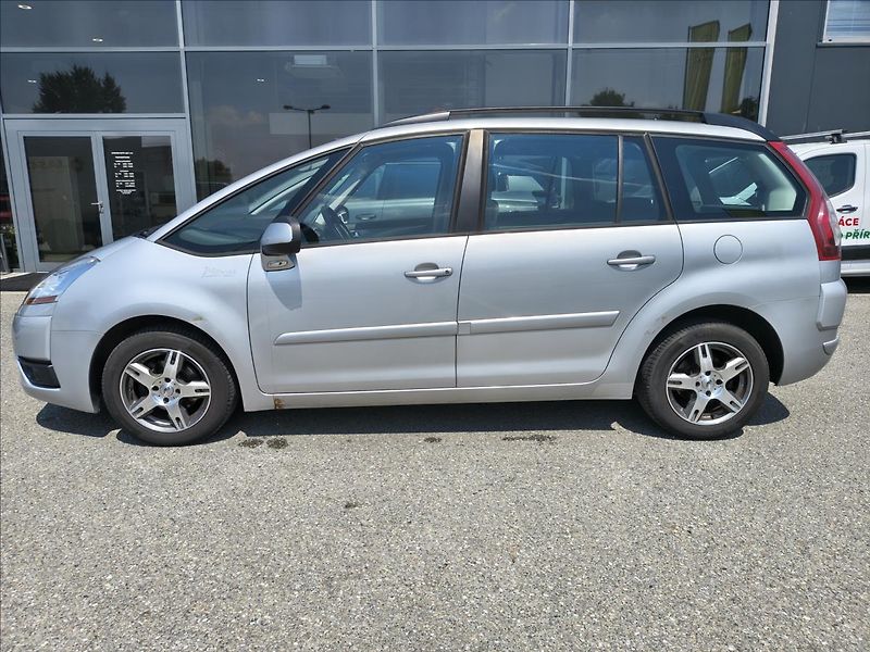Citroën C4 Picasso 1,6   BMP HDI 7 míst - fotka 4 z 15
