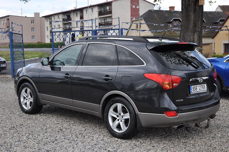 Hyundai ix55 3.0CRDi V6 24V 176kW - fotka 4 z 18