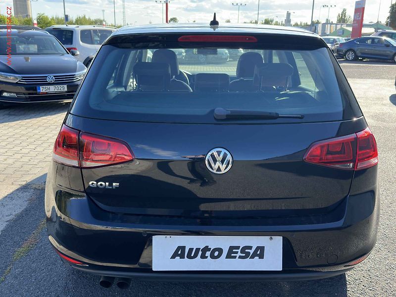 Volkswagen Golf (2013) 1.4 TSi VII, Highline, bixen - fotka 5 z 21