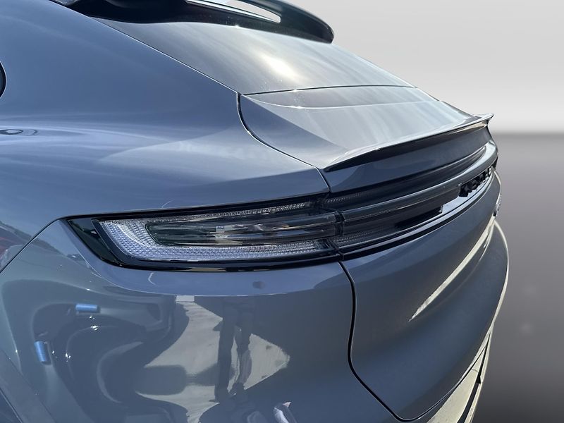 Porsche Cayenne E-Hybrid Coupé Black Edition - fotka 10 z 28