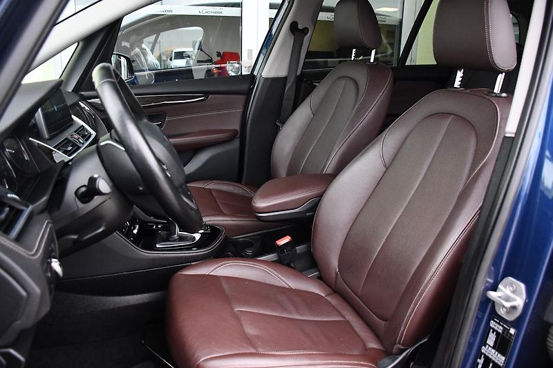 BMW Řada 2 216D GRAN TOURER 7MÍST 1.M ČR - fotka 14 z 38