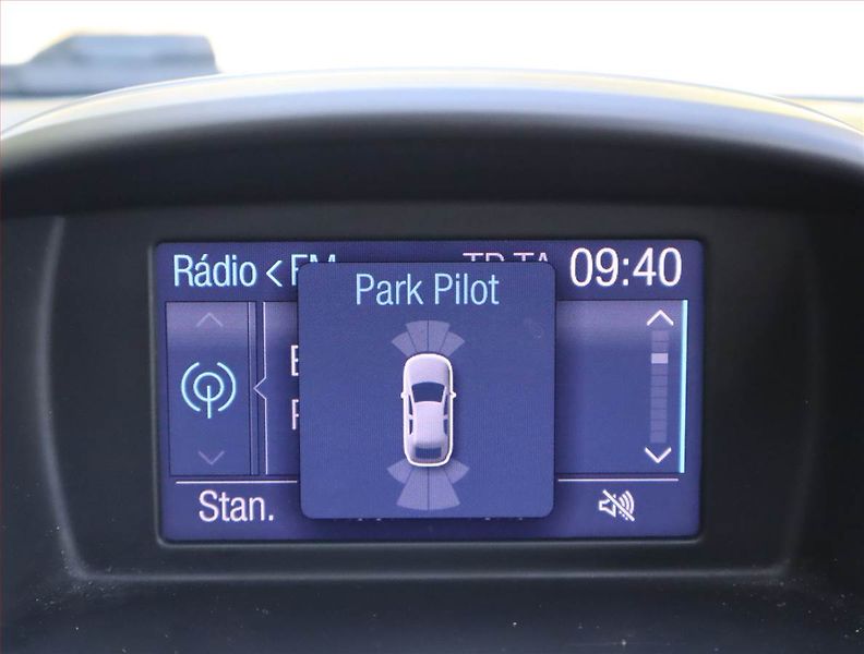 Ford Fiesta (2016) 1.0 i, Park. senzory - fotka 16 z 16