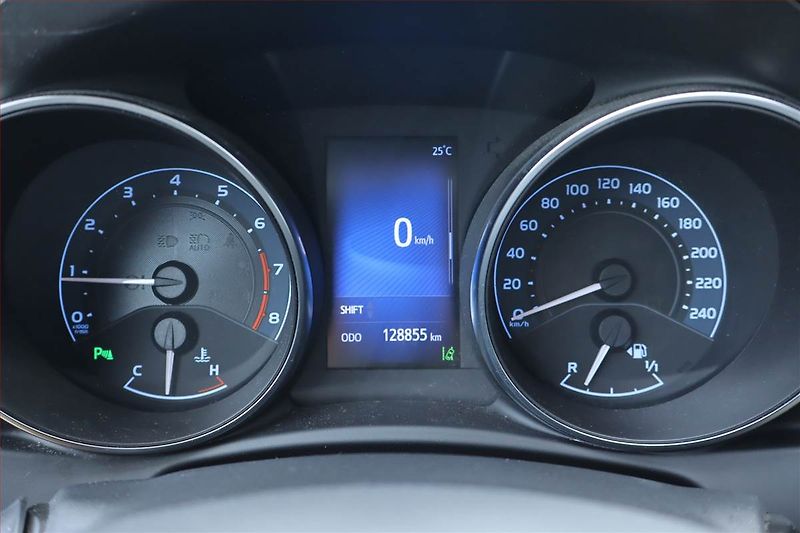 Toyota Auris (2018) 1.6 Valvematic, Serv.kniha - fotka 11 z 24