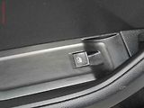 Škoda Superb (2015) 1.6TDi, 1.maj, AC, bixen - náhled 12