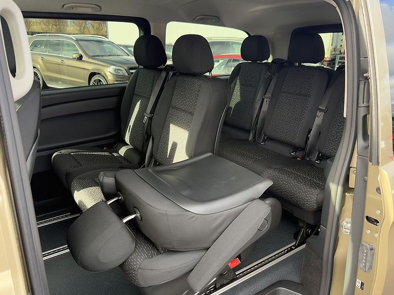 Mercedes-Benz Vito 119 CDI Tourer SELECT L4M - fotka 16 z 19