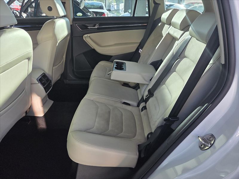 Škoda Kodiaq 2,0 TDi DSG 4x4 Style+ Tažné z - fotka 10 z 29