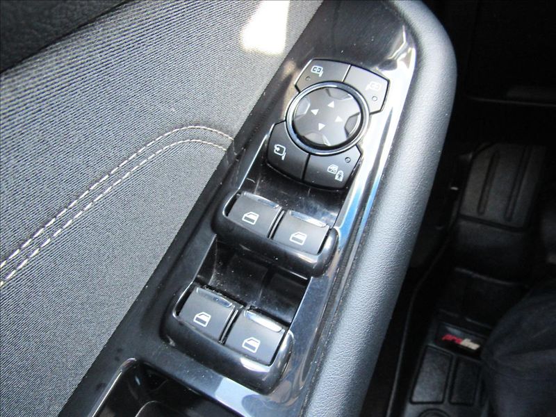 Ford Edge 2,0 TDCi EcoBlue 175kW 4x4 Aut - fotka 25 z 33