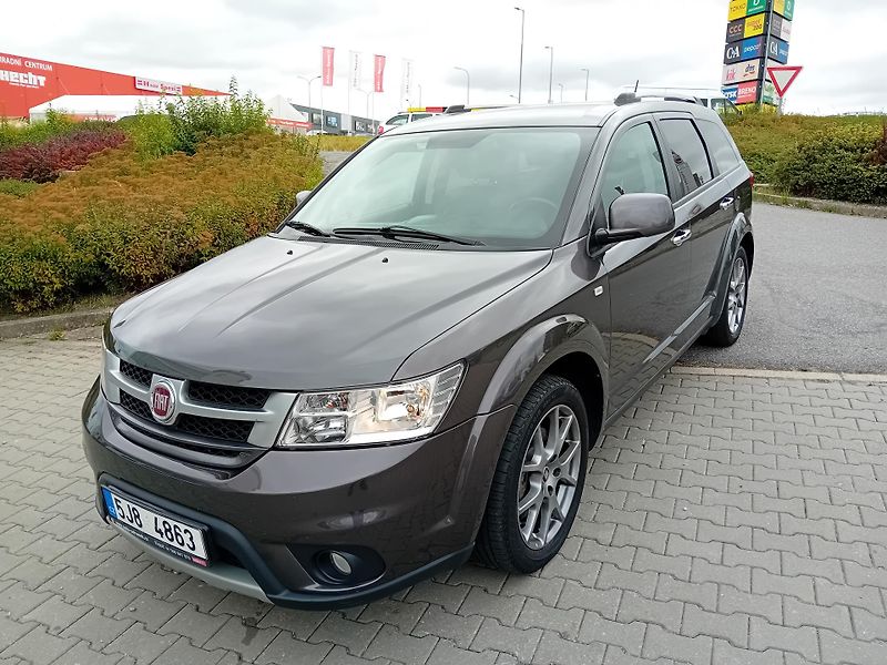 Fiat Freemont 2,0MTJ 170k 4x4 LOUNGE/TZ/TOP/ - fotografie inzerátu