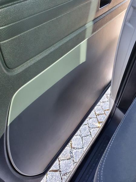 Volkswagen Multivan (2010) 2L 103kw, pěkný stav,  splátky - fotka 18 z 32