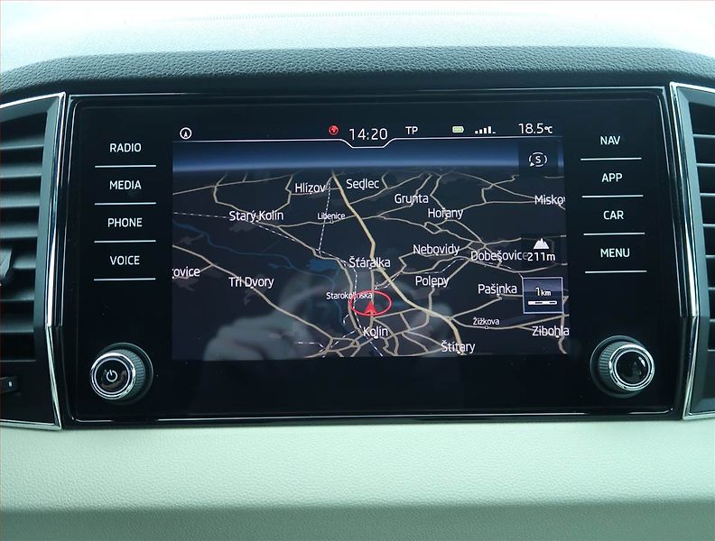 Škoda Karoq (2018) Style 1.5 TSI - fotka 18 z 20