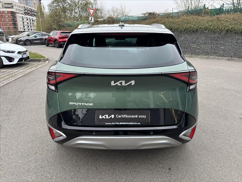 Kia Sportage 1,6 i 132kW AT 4x4 TOP ZÁRUKA - fotka 4 z 49