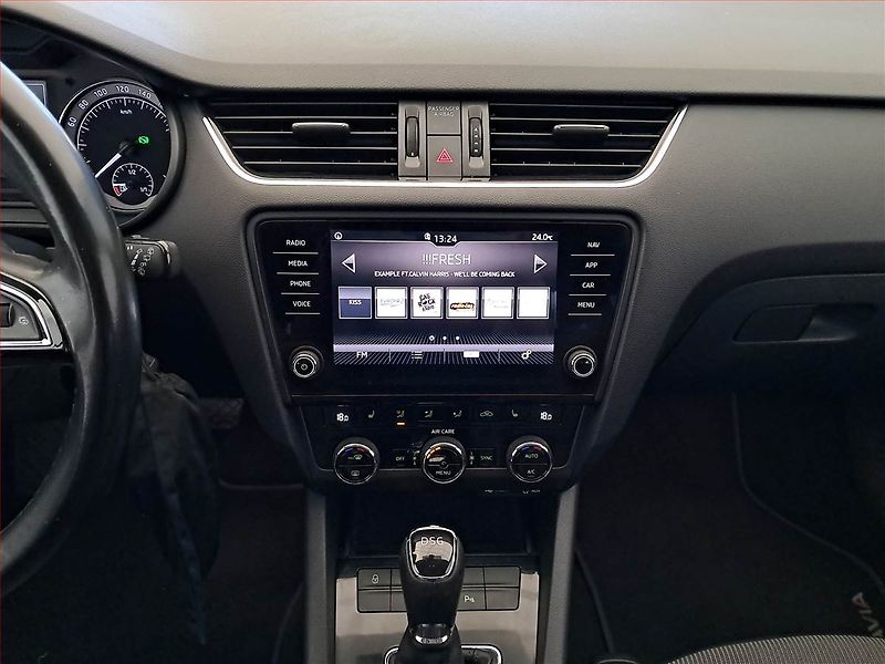 Škoda Octavia (2017) 1.6 TDI, Automat, Navi - fotka 12 z 18