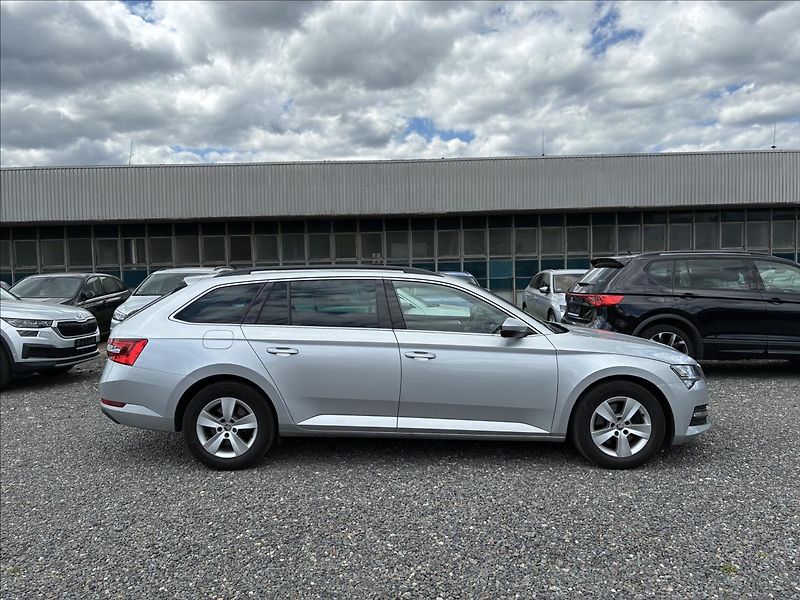 Škoda Superb 2,0 PANORAMA,TAŽNÉ,EL.KUFR - fotka 7 z 28