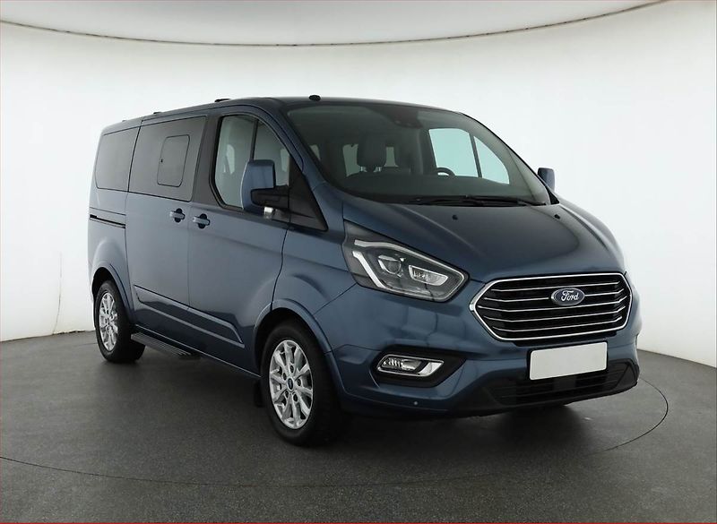 Ford Tourneo Custom (2018) Titanium 2.0 EcoBlue, ČR - fotografie inzerátu