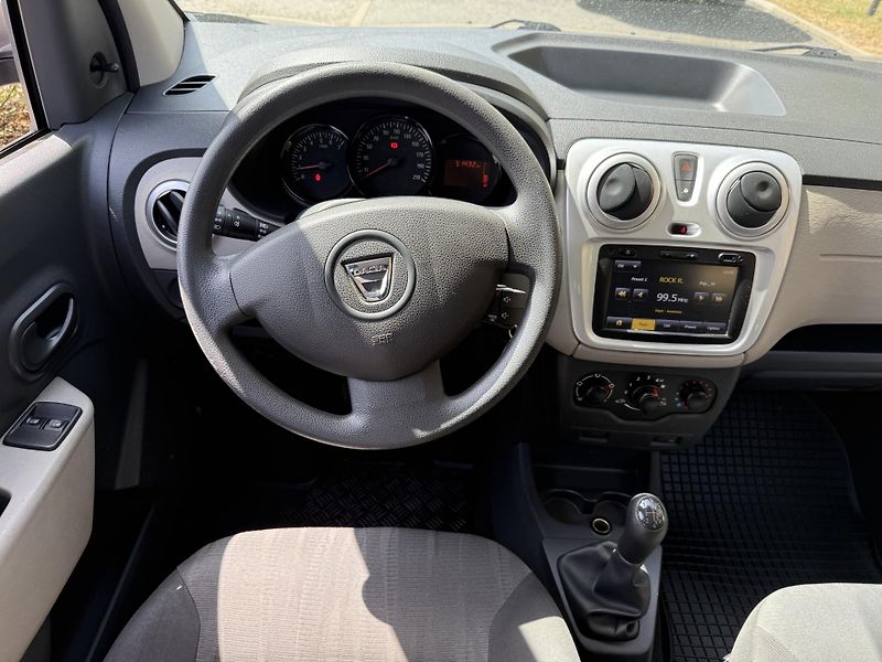 Dacia Lodgy 1.6i - fotka 5 z 10