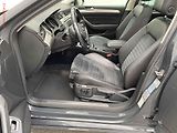 Volkswagen Passat (2016) 2.0 TDi, LED, panorama - náhled 9