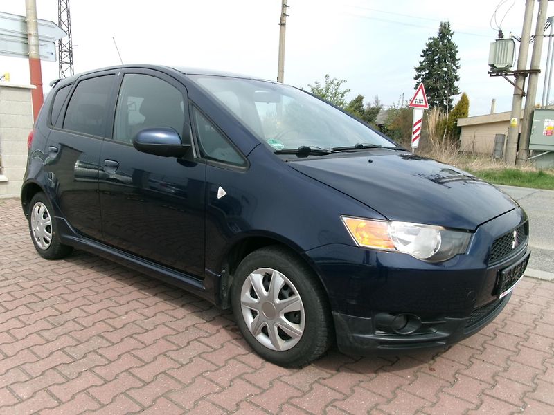 Mitsubishi Colt (2012) 1,3i - ZADÁNO  - fotka 7 z 25