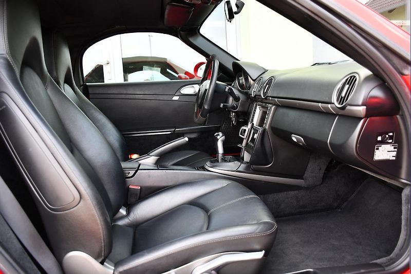 Porsche Boxster 2.7 987 PĚKNÝ STAV  - fotka 21 z 37
