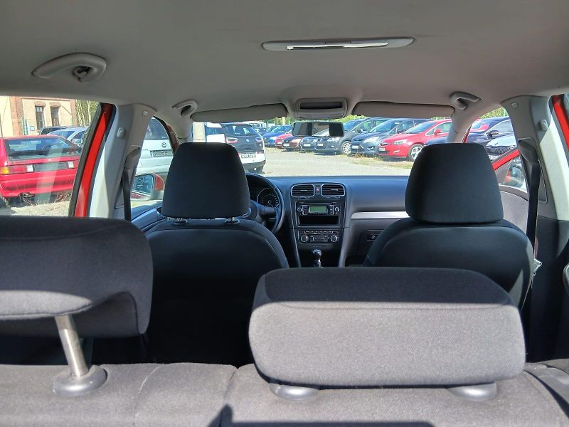 Volkswagen Golf 6, 1.4i, 59kw, alu - fotka 36 z 37