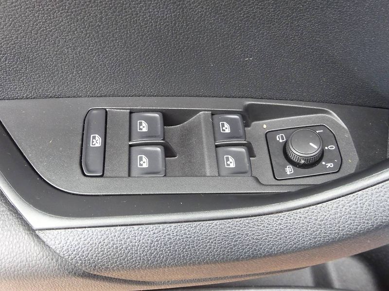 Škoda Karoq (2020) 2,0TDi /140kW DSG 4x4 Style - fotka 24 z 26