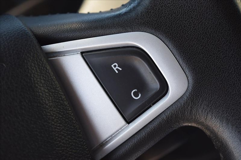 Renault Mégane 1,5 DCI 81KW PO SERVISE TAŽNÉ - fotka 38 z 47