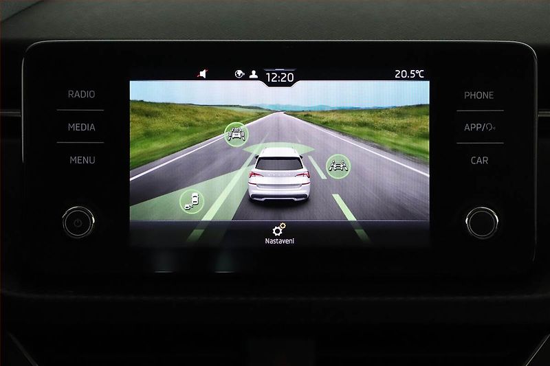 Škoda Kamiq (2020) 1.0 TSI, Serv.kniha, Kůže - fotka 13 z 20