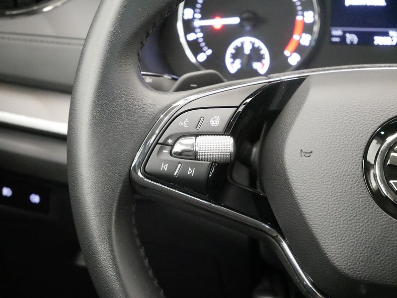 Škoda Octavia - fotka 15 z 27
