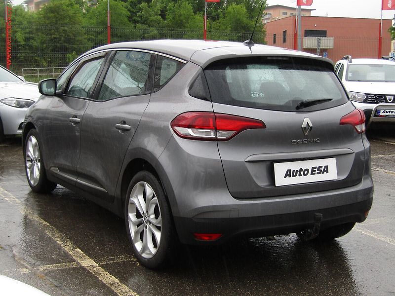 Renault Scénic (2016) 1.2 TCe, Navigace - fotka 6 z 17