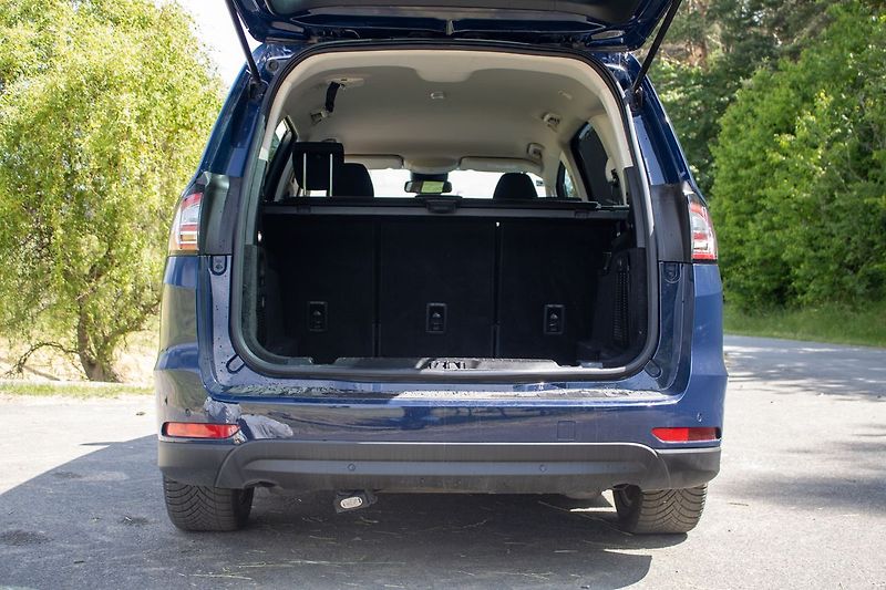 Ford Galaxy Business - fotka 21 z 21