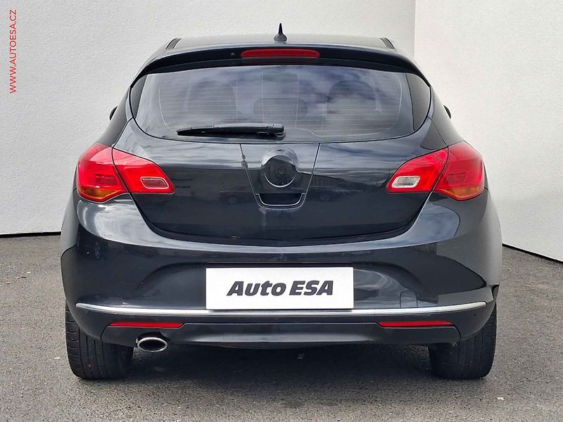 Opel Astra (2014) 2.0CDTi, ČR, AC, temp - fotka 5 z 16