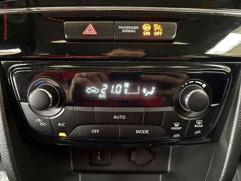 Suzuki Vitara (2015) 1.6 VVTi, 1.maj,ČR - fotka 14 z 15