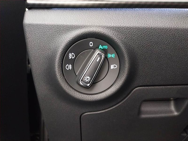 Škoda Kamiq (2022) Monte Carlo 1.5 TSI - fotka 20 z 25