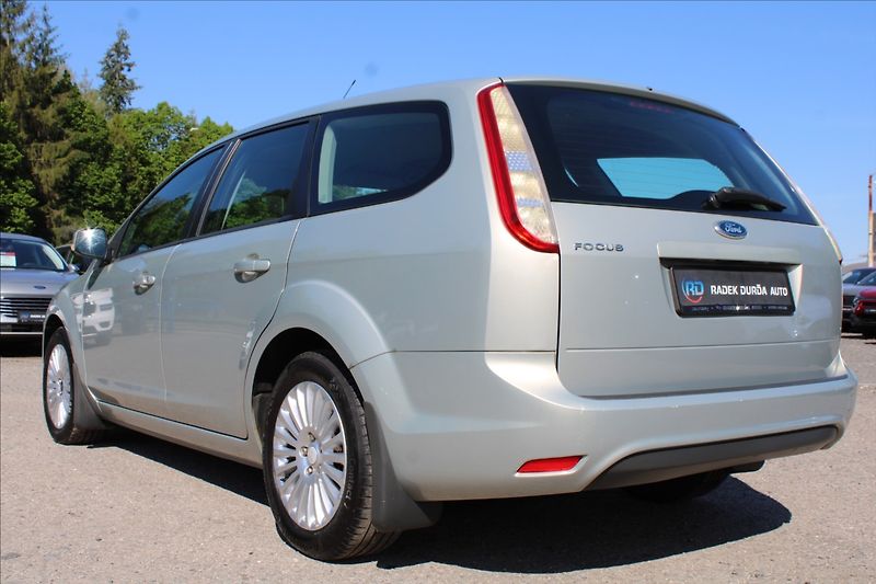 Ford Focus 1,6 i 16V  ČR,1.MAJITEL,SERVIS - fotka 7 z 30