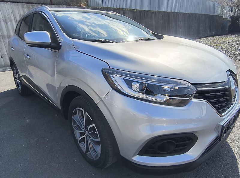 Renault Kadjar (2019) 1.3 TCE AT/NAVI/LED/PDC/KAMERA - fotka 20 z 66