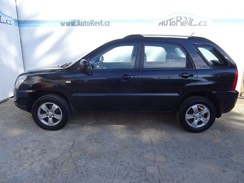 Kia Sportage (2009) 2.0i,104kW,NovéČR,klima - fotka 6 z 23