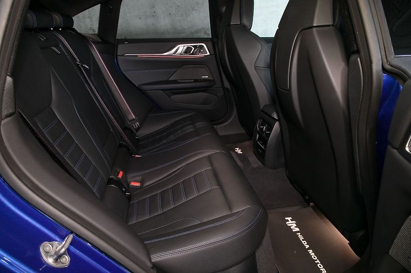 BMW Řada 4 M440i 275kW xDrive Laser Tažné - fotka 14 z 45