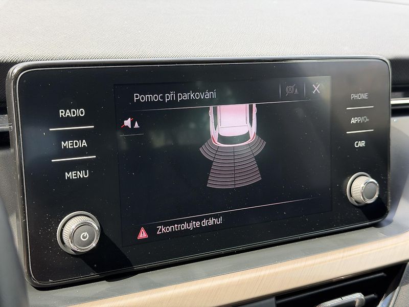 Škoda Kamiq (2022) 1.5 tsi 110 kw/Style/DPH - fotka 23 z 23