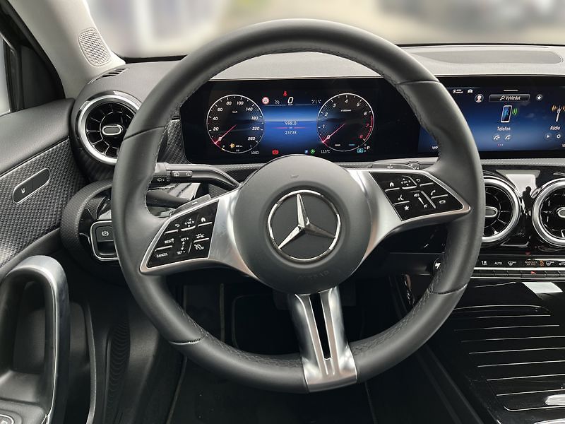 Mercedes-Benz Třídy A A-Třída 200 Progressive Line - fotka 11 z 21