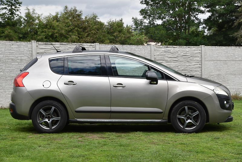 Peugeot 3008 2.0 HDi 6st,DKLIMA,TEMP,TZ,ALU - fotka 2 z 37