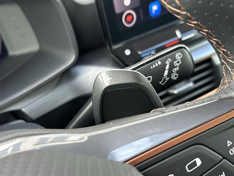 Cupra Formentor (2024) 1.5 TSI DSG - fotka 20 z 31