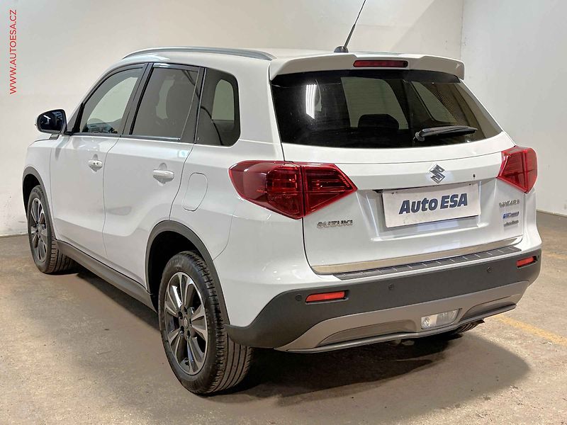 Suzuki Vitara (2020) 1.4 BoosterJet 4x4 Mild - fotka 6 z 16