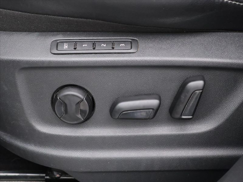 Škoda Kodiaq 2,0 TDI 110kW DSG 4x4 Style CZ - fotka 19 z 37