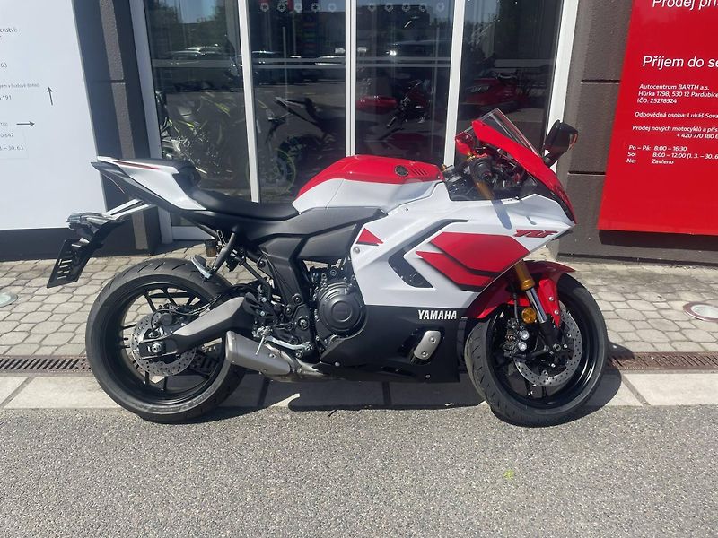 Yamaha (2026) YZF-R7 70th Anniversary EU5+ - fotka 2 z 11
