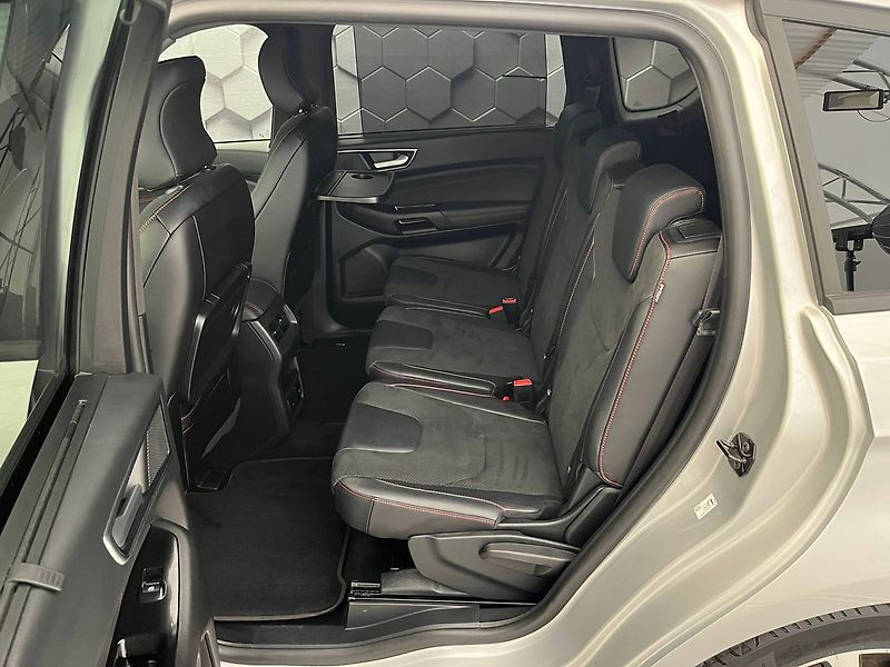 Ford S-MAX 2.5 HEV ST-Line 7míst - fotka 28 z 78