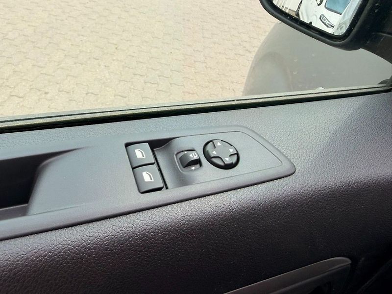 Fiat Scudo Ulysse Icon 2.2 MTJ 180k 8AT L - fotka 11 z 20