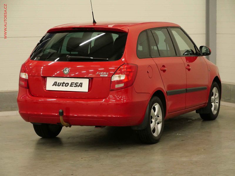 Škoda Fabia (2008) 1.4 16V, ČR, Sport, TZ - fotka 4 z 18