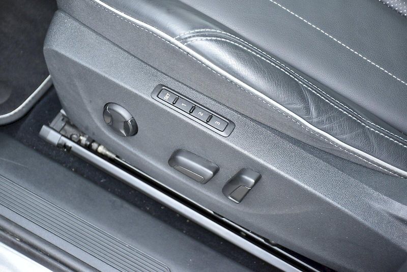 Škoda Enyaq (2023) RS 80 220 kW 4x4 - fotka 27 z 35